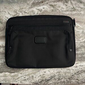 Tumi Medium Laptop Protector Bag